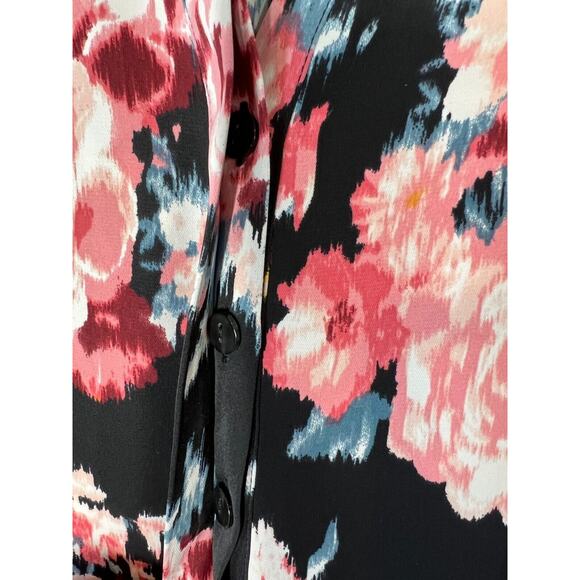 Torrid Dark Floral Top Womens Size 1X Pintuck Button Up Black Bloomcore - Picture 4 of 14